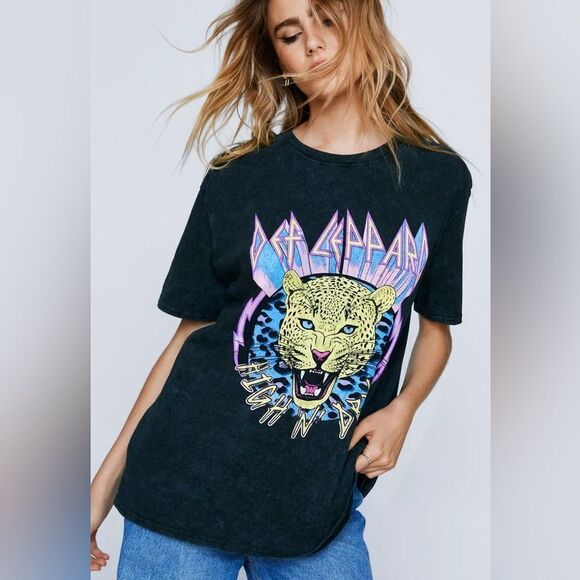 🆕 Def Leppard Graphic Vintage Print Charcoal T-Shirt - Picture 2 of 7